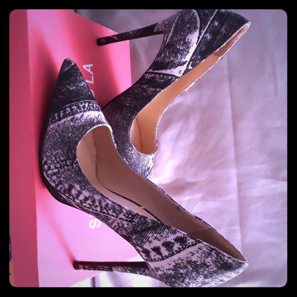 Shoes